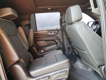 Chevrolet Suburban GMT900 2023 Chevrolet Suburban K1500 Premier 2023 5.3l 5.3 Benzyna 355KM, zdjęcie 2