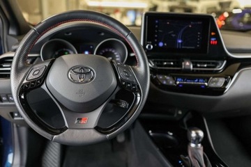 Toyota C-HR I Crossover Facelifting 1.8 Hybrid 122KM 2023 Toyota C-HR 1.8 Hybrid GPF GR Sport 1.8 Hybryda 122KM, zdjęcie 28