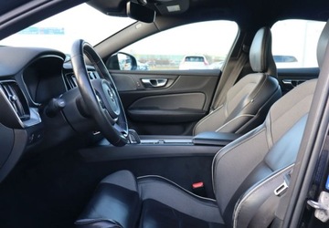 Volvo S60 III 2020 Volvo S60 B5 Hybrid Benzyna 25014KM AWD R-Design Gwarancja Salon POLSKA FV, zdjęcie 12