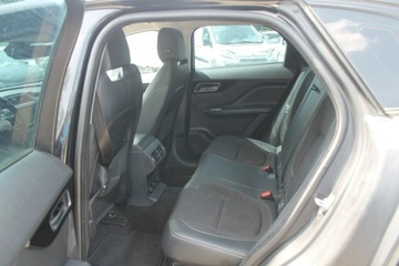 Jaguar F-Pace SUV 3.0 TDV6 300KM 2017 Jaguar F-PACE ROK 2017 POJ 3,0 301 KM, zdjęcie 9