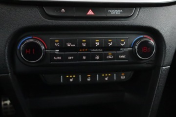 Kia Ceed III Hatchback 1.4 T-GDi 140KM 2020 Kia Ceed 1.4 T-GDI, Salon Polska, Serwis ASO, zdjęcie 15