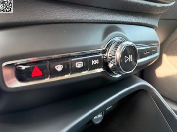 Volvo XC40 Crossover Facelifting 1.5 T2 129KM 2022 Volvo XC 40 Salon PL-Automat-Essential 1.5 Benzyna 130KM, zdjęcie 7
