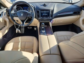 Maserati Levante 2017 Maserati Levante S Sport 2017 3.0 Benzyna 424KM, zdjęcie 8