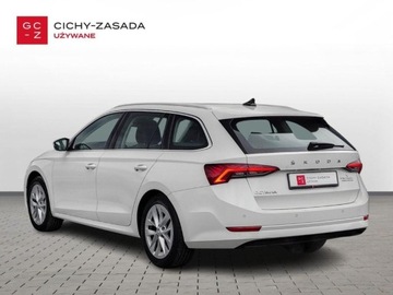 Skoda Octavia IV Kombi 2.0 TDI 150KM 2022 Skoda Octavia 2.0 TDI 150KM Style DSG Matrix Panorama Virtual AndroidFV23, zdjęcie 2