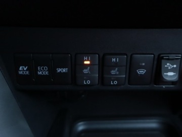 Toyota RAV4 IV MPV Facelifting 2.5 Hybrid 197KM 2017 Toyota RAV 4 2.5 Hybrid, Salon Polska, Automat, zdjęcie 21