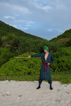 Катана Ророноа Зоро Энма Цельный деревянный меч JT10661BK