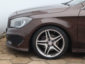 Mercedes CLA C117 Shooting Brake 1.6 180 122KM 2015 Mercedes CLA 180, Automat, Skóra, Navi, Xenon, zdjęcie 13