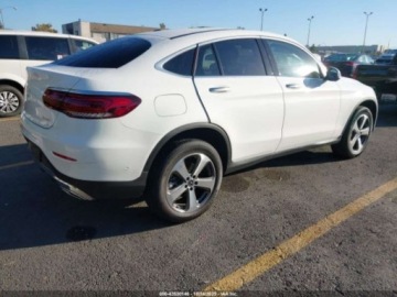 Mercedes GLC C254/X254 2023 Mercedes-Benz GLC 300 4Matic Coupe 2023 2.0L 2.0 Benzyna 255KM, zdjęcie 5