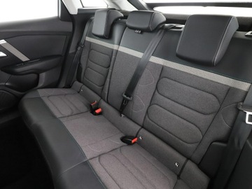 Citroen C4 III SUV 1.2 PureTech 130KM 2022 Citroen C4 Automat Navi Kamera cofania, zdjęcie 16