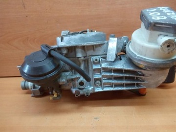 GAŹNIK MERCEDES W124 KACZKA 210 2.0 0020704404