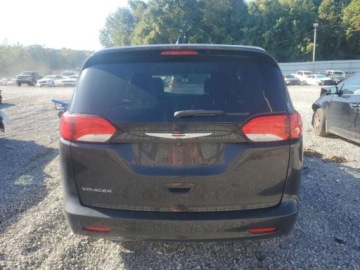 Chrysler Voyager V 2020 Chrysler Voyager 2020 r., 3,6 L LX 3.6 Benzyna 287KM, zdjęcie 4