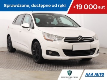 Citroen C4 II Hatchback 5d 1.6 16v VTi 120KM 2011 Citroen C4 1.6 VTi, Salon Polska, Klima, Tempomat