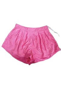 Spodenki firmy Missguided