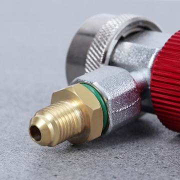 БЫСТРОСОЕДИНИТЕЛЬНЫЙ СОЕДИНИТЕЛЬ R134A