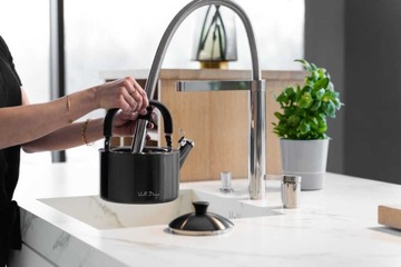 ЧАЙНИК DIAMANTE VIALLI DESIGN СО СВИСТОКОМ 1,5 Л