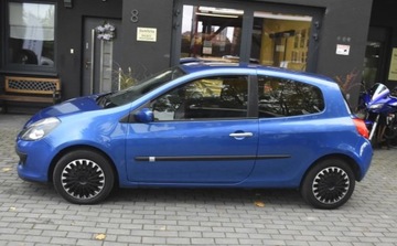 Renault Clio III Hatchback 5d 1.6 i 16V 88KM 2005 Renault Clio Renault Clio 1.6 16V Exception 1.6 BenzynaLPG 88KM, zdjęcie 13