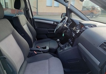 Opel Zafira B 1.6 Twinport ecoFLEX 115KM 2011 Opel Zafira Zarejestrowany w Polsce - benzyna - 7 foteli 1.6 Benzyna 116KM, zdjęcie 11