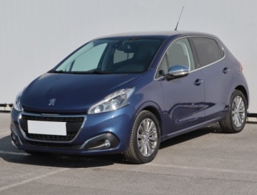 Peugeot 208 I Hatchback 5d Facelifting 1.2 PureTech 110KM 2017 Peugeot 208 1.2 PureTech, Klima, Klimatronic, zdjęcie 1
