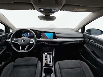 Volkswagen Golf VIII Variant 2.0 TDI 150KM 2022 Volkswagen Golf Variant Style, Reflektory LED, Hak, Ambiente, ACC 2.0 150KM, zdjęcie 14