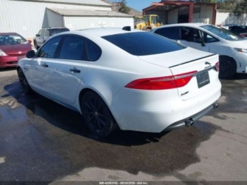 Jaguar XF II Sedan 3.0 V6 340KM 2017 Jaguar XF R-sport 3.0 Benzyna 340KM, zdjęcie 2