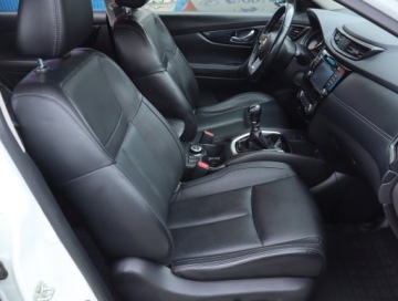 Nissan X-Trail III Terenowy Facelifting 2.0 dCi 177KM 2018 Nissan X-Trail 2.0 dCi, Salon Polska, Serwis ASO, zdjęcie 8