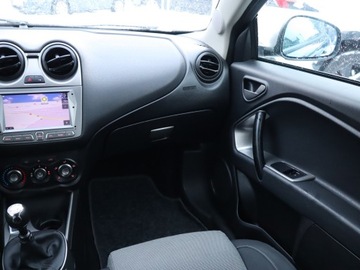 Alfa Romeo MiTo Hatchback 3d 1.3 JTDM-2 95KM 2010 Alfa Romeo MiTo 1.3 JTDM, Klima, zdjęcie 7