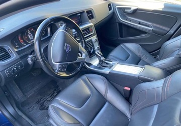 Volvo V60 I Kombi Facelifting 2.0 D4 DRIVE-E 181KM 2015 Volvo V60 2.0D4 Ocean Race Full Opcja Xenon Szyber Serwis 1-wlasc Zadbana, zdjęcie 9