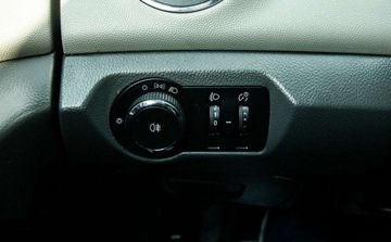 Chevrolet Cruze 2011 Chevrolet Cruze 1.6 benzyna 113KM sedan klimatyzacja hamulce i opony bdb, zdjęcie 20