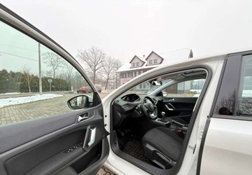 Peugeot 2014 Peugeot 308 Peugeot 308 PureTech 130 GPF Stop amp Start Allure Pack 1.2, zdjęcie 12