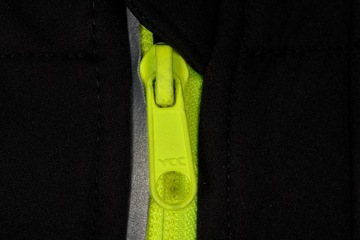 РАБОЧАЯ КУРТКА SOFTSHELL ЧЕРНО-ЖЕЛТАЯ ВНИМАНИЕ