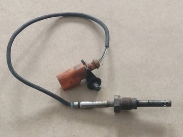 CZUJNIK TEMPERATURY SPALIN VOLKSWAGEN T5 076906088E