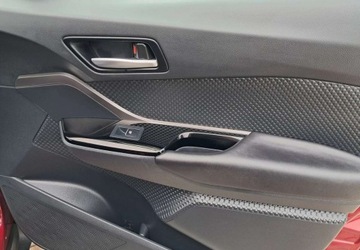 Toyota C-HR I Crossover 1.8 Hybrid 122KM 2018 Toyota C-HR Toyota C-HR 1.8 Hybryda 122KM, zdjęcie 10