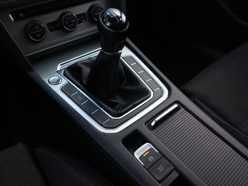 Volkswagen Passat B8 Limousine 2.0 TDI BlueMotion Technology 150KM 2016 VW Passat 2.0 TDI, Salon Polska, Navi, Klima, zdjęcie 12