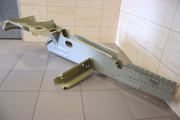 СПРИНТЕР II 07-18 W906 ЛЕВАЯ ЧЕТВЕРТЬ ЗАГЛУШИТЕЛЬНОЙ РАМКИ