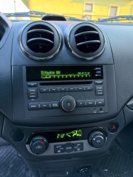 Chevrolet Aveo T250 Hatchback 3d 1.4 DOHC 101KM 2010 Chevrolet Aveo Tylko 142tyśkm 1WŁAŚCICIEL CLIMATRONIC 1.4B 2010 Zadbany LT+, zdjęcie 10