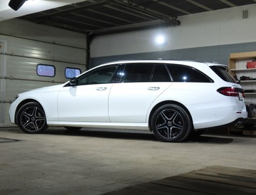 Mercedes Klasa E W213 2022 Mercedes E300de 306ps 4m 2xAMG Burmester Pamięć Hak ACC Keyles Blis Virtual, zdjęcie 29