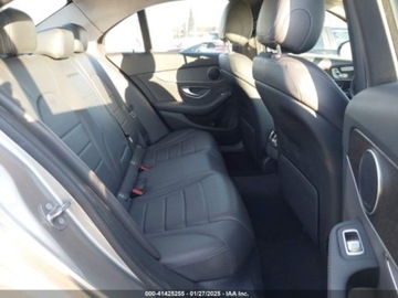 Mercedes Klasa C W205 2019 Mercedes-Benz Klasa C 2019r., c300, od ubezpieczalni 2.0 Benzyna 255KM, zdjęcie 9