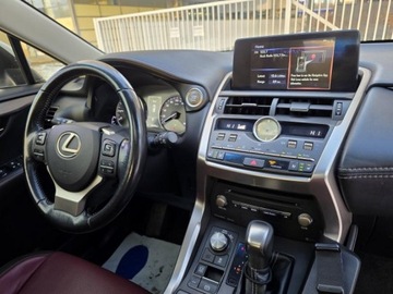 Lexus LS V 2017 LEXUS NX 300t Prestige 2,0 benzyna 238KM * Przebieg:96, 846 * Dokumentacja, zdjęcie 9