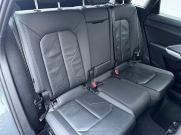 Audi Q3 II SUV 2.0 35 TDI 150KM 2020 Audi Q3 ACC Virtual Cockpit Oswietlenie ambiente 2.0 Diesel 150KM, zdjęcie 24