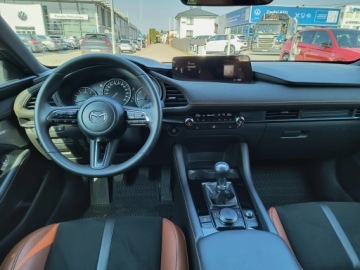 Mazda 3 IV Hatchback 2.0 SkyActiv-X 186KM 2025 Mazda 3 2.0 mHEV 186KM Nagisa Bose Salon PL Gwaran, zdjęcie 12