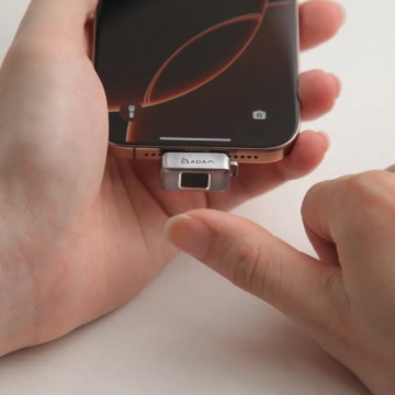 ADAM elements iKlips S Nano Touch - USB-C 256GB SSD серый