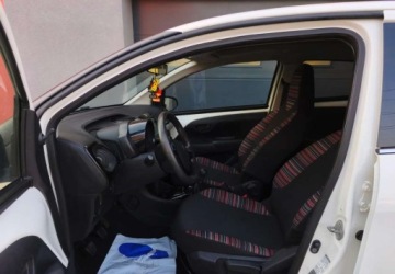 Citroen C1 II Hatchback 5d 1.0 VTi 72KM 2018 Citroen C1 Citroen C1 1.0 VTi JCC Benzyna 72KM, zdjęcie 4