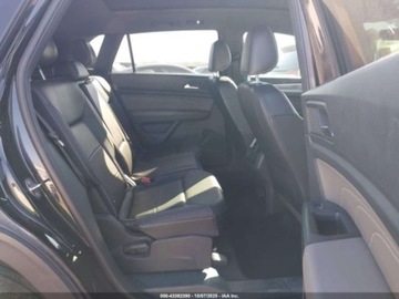 Volkswagen 2022 Volkswagen Atlas Cross Sport, 2022r., 4x4, 2.0L 2.0 Benzyna 235KM, zdjęcie 9