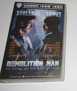 Kaseta wideo Człowiek Demolka DEMOLITION MAN Stallone Snipes VHS