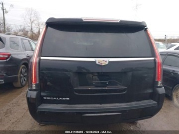 Cadillac Escalade III 2020 Cadillac Escalade ESV Luxury 2020 6.2l 6.2 Benzyna 420KM, zdjęcie 4