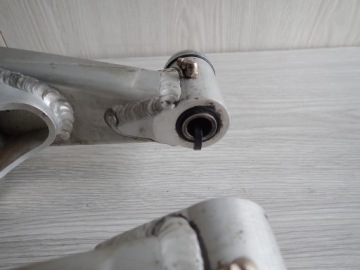 Поворотный рычаг, подшипники, втулки Yamaha TTR TT 600 R RE 1998–2003 гг.