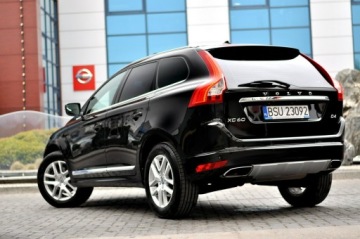 Volvo XC60 I SUV Facelifting 2.0 D4 DRIVE-E 190KM 2017 Volvo XC 60 2,0 190KM D4 Automat Navi Skóra, zdjęcie 2
