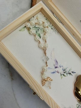 Сувенир ко Святому Причастию - ПОДАРОК ​​Белая коробочка. Набор четок и ангела