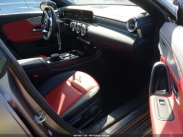 Mercedes CLA C118/X118 2022 Mercedes-Benz CLA 250 Coupe 2022 2.0l 2.0 Benzyna 221KM, zdjęcie 10