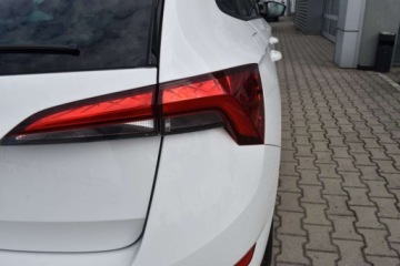 Skoda Scala Hatchback 1.0 TSI 110KM 2023 Skoda Scala SalonPL 1.0TSI 110KM AmbitionComfort LED Smartlink Bolero VAT23, zdjęcie 32